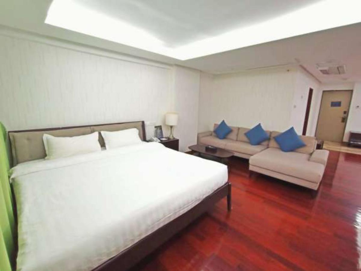 Myanmar Life Hotel Yangon Esterno foto