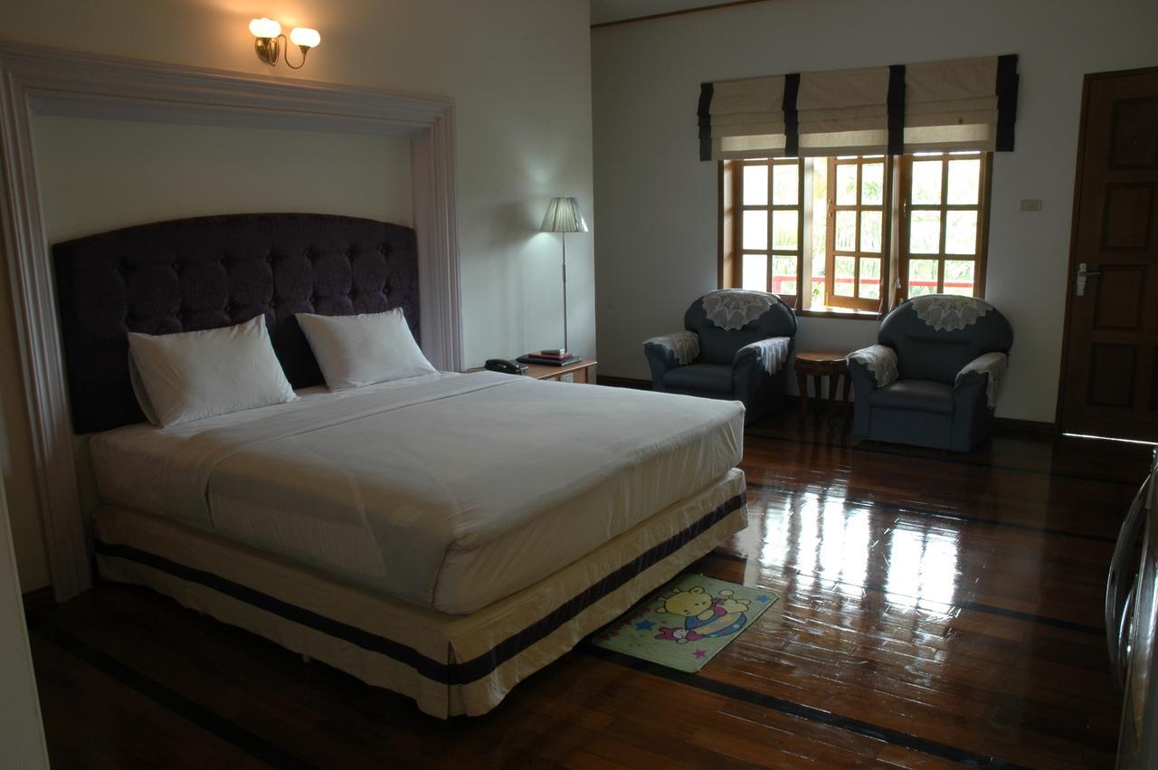 Myanmar Life Hotel Yangon Esterno foto