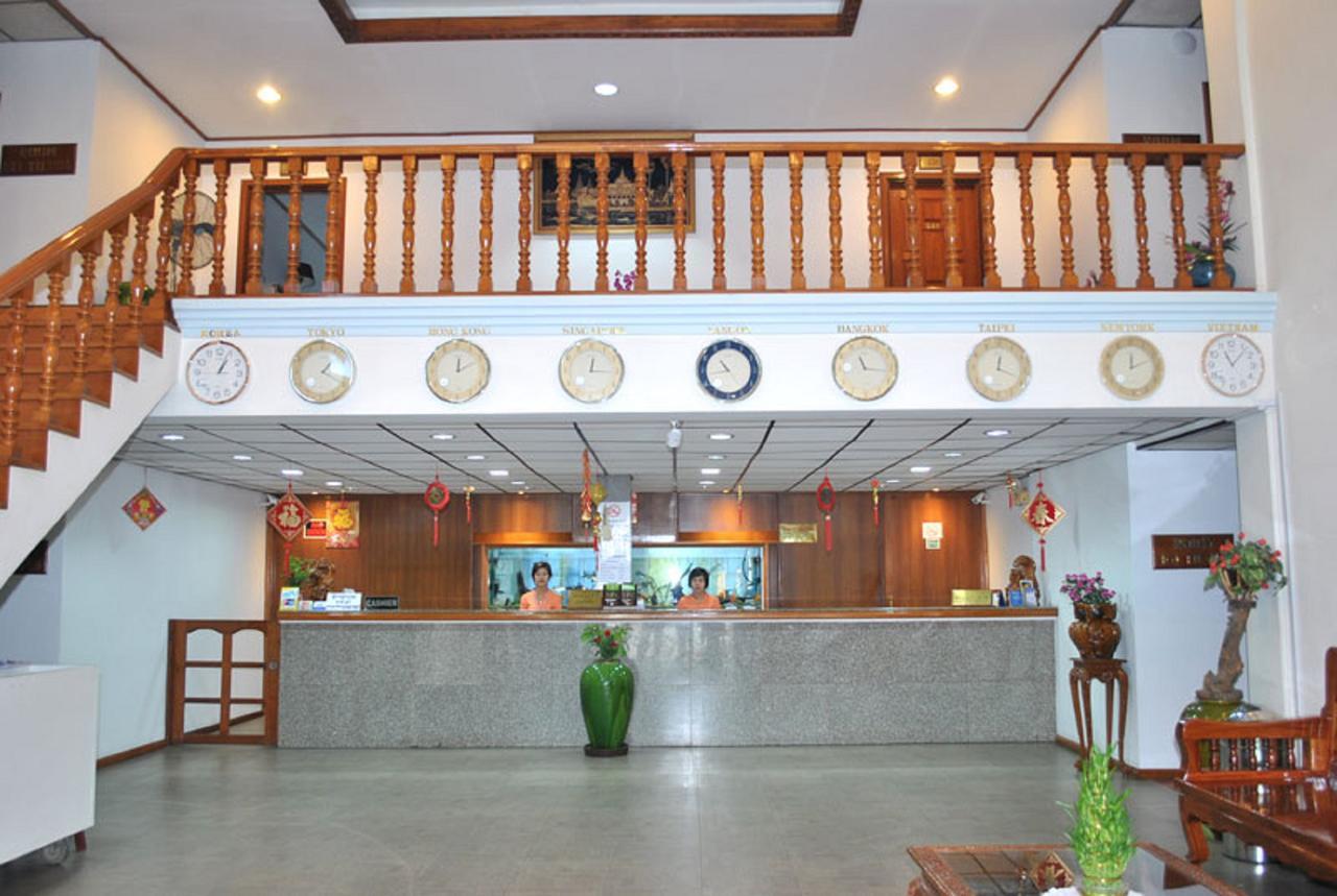 Myanmar Life Hotel Yangon Esterno foto